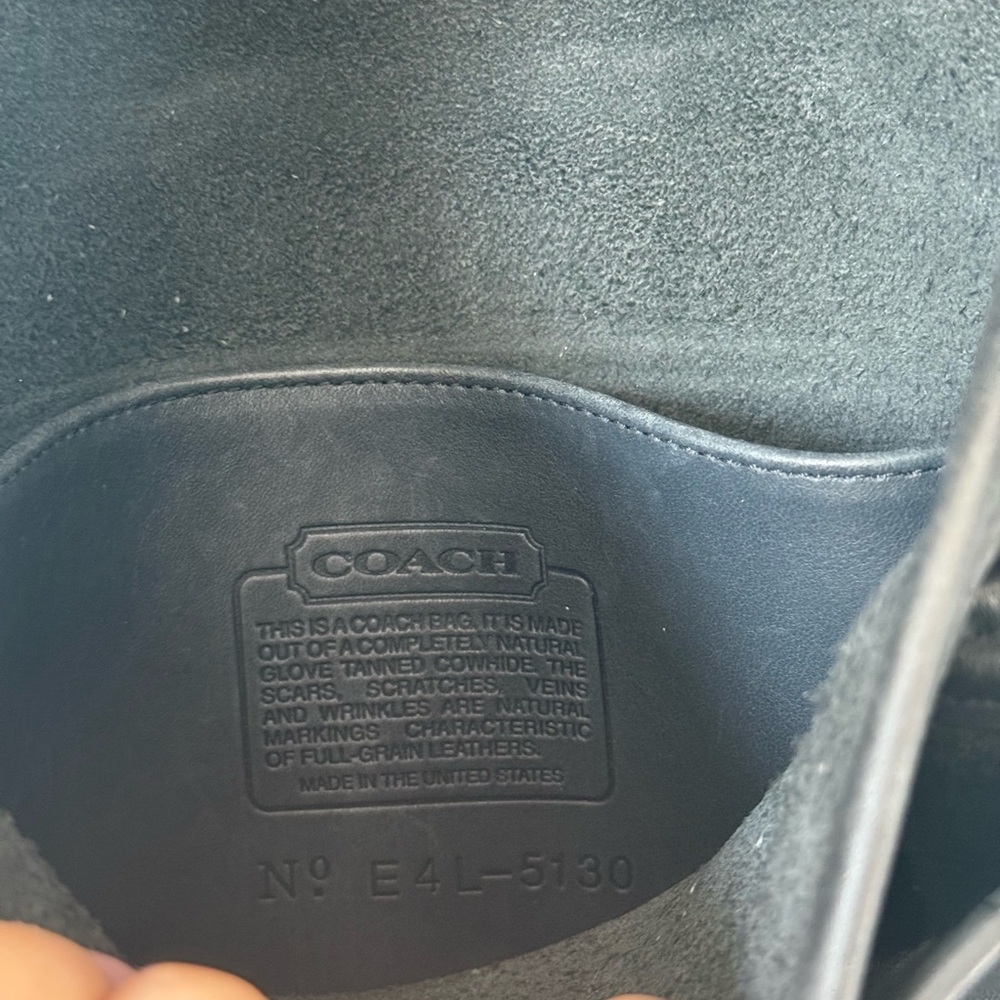 Vintage Coach Black Leather Station Bag Crossbody - Made in USA - 1990’s - Picture 5 of 6